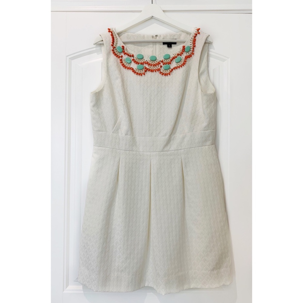 5/$20 Tahari Arthur S. Levine pleated dress